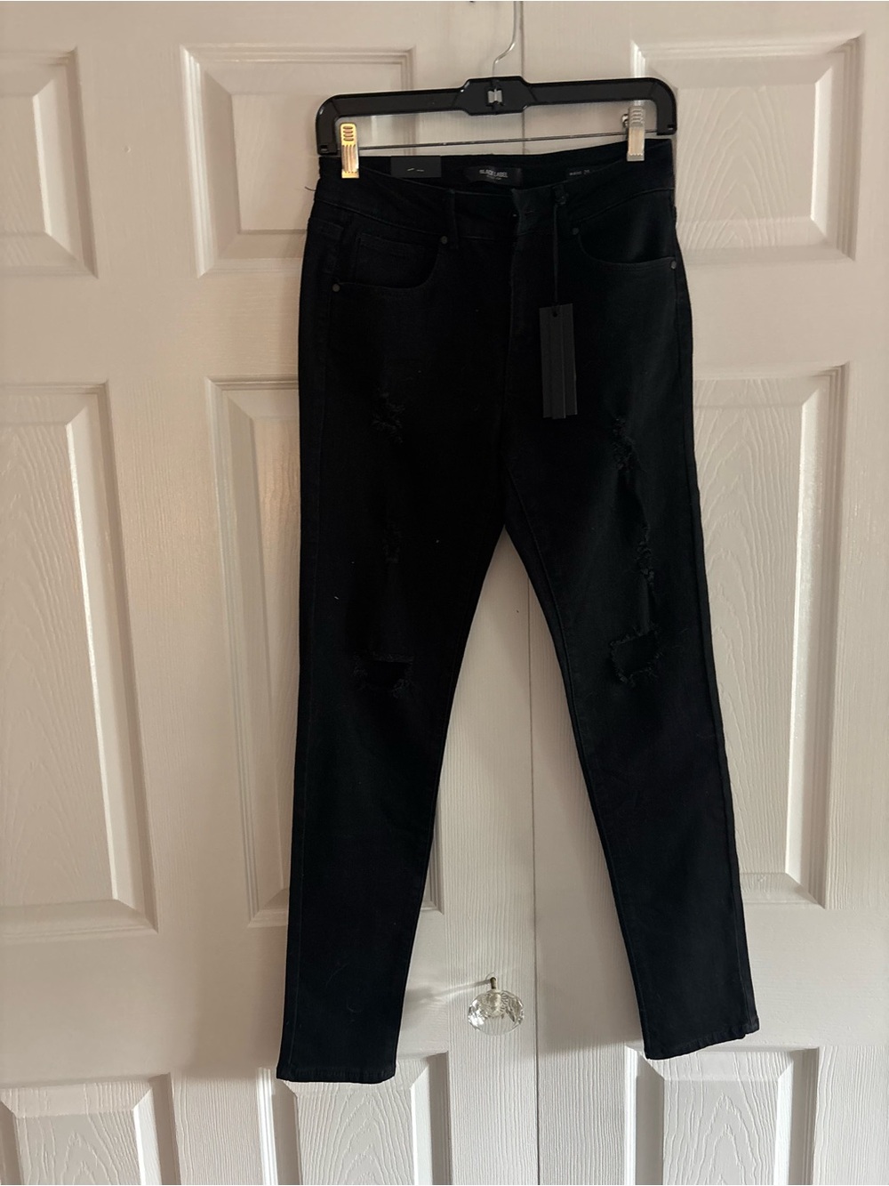 Black Women's Slim Distressed Jeans - Unbranded